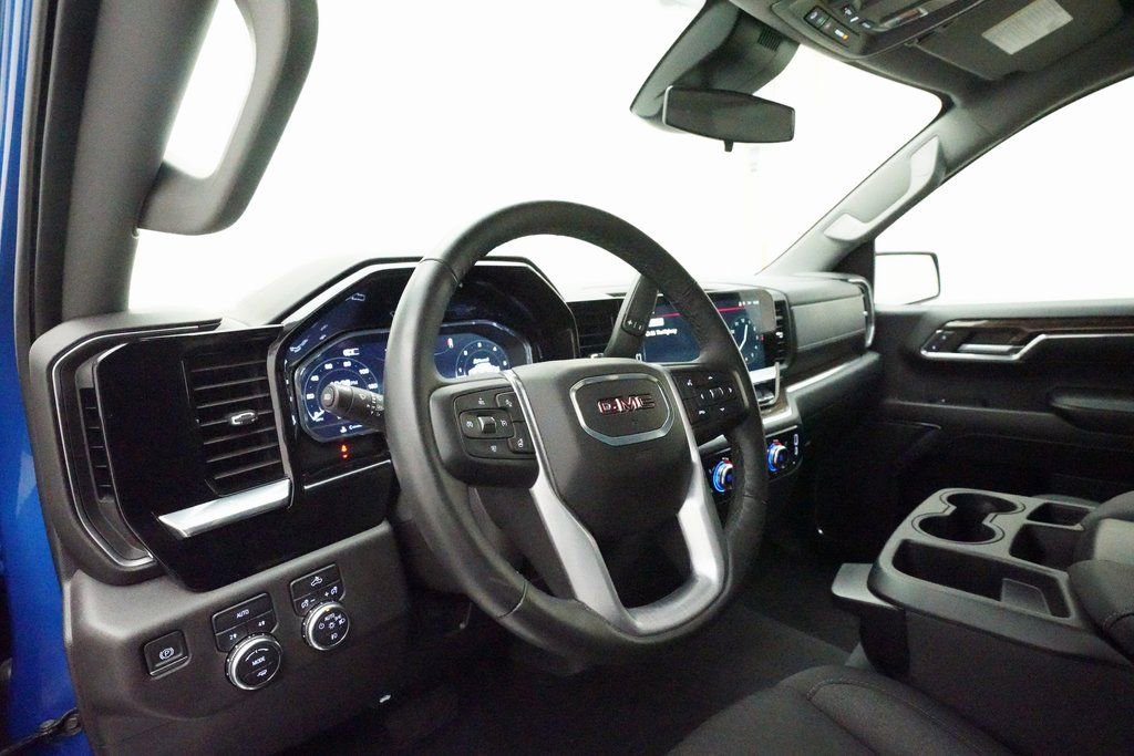 Certified 2024 GMC Sierra 1500 Elevation AWD/4WD image 7