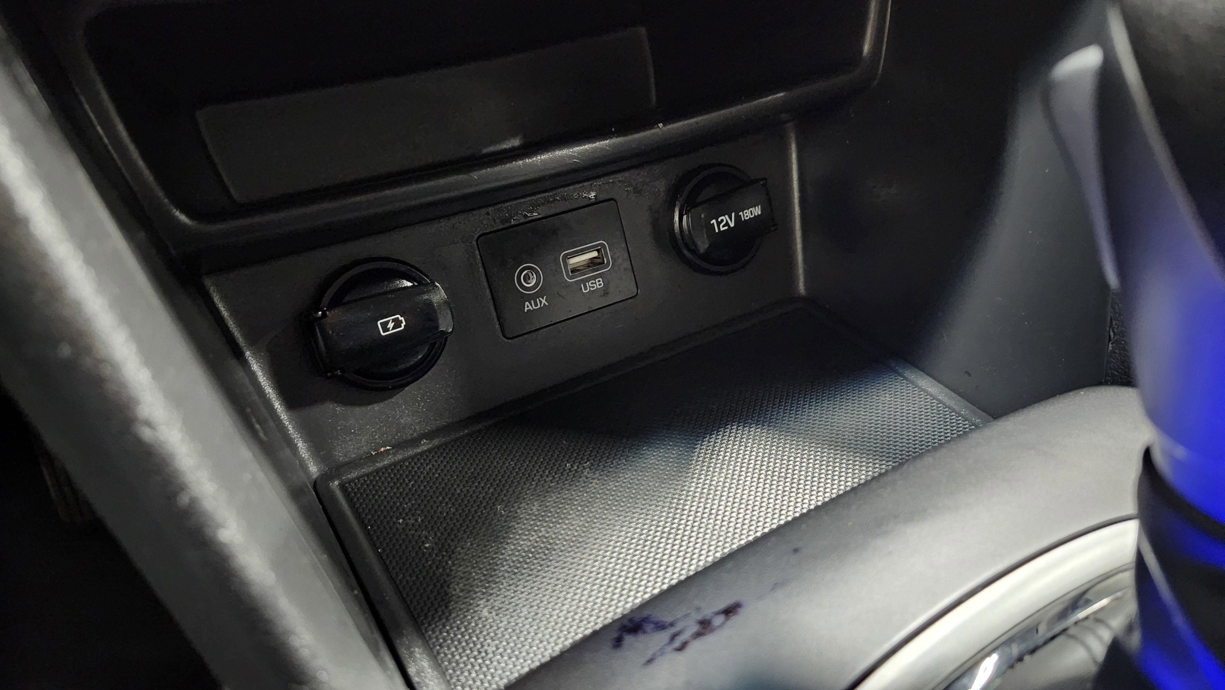 Used 2021 Hyundai Kona SE image 6