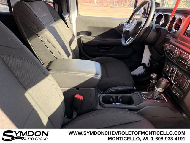 Used 2020 Jeep Wrangler Unlimited Sahara image 24