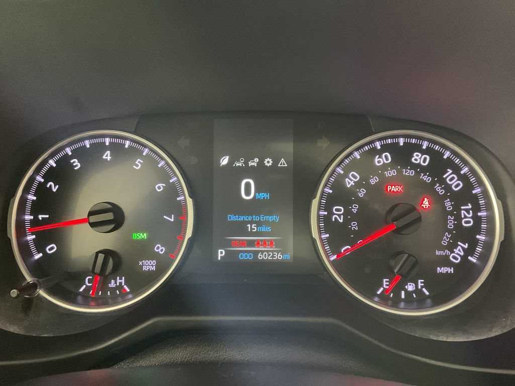 Used 2020 Toyota RAV4 XLE Premium AWD/4WD image 28