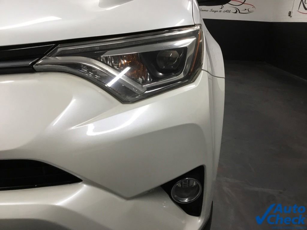 Used 2016 Toyota RAV4 Limited AWD/4WD image 17