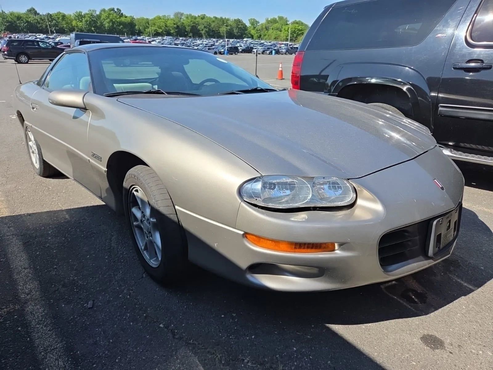Used 2001 Chevrolet Camaro Z28 w/ Preferred Equipment Group 2 RWD image 4