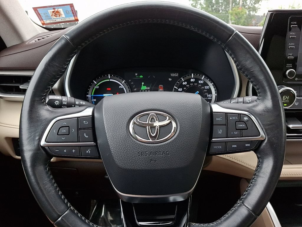 Certified 2020 Toyota Highlander XLE AWD/4WD image 21