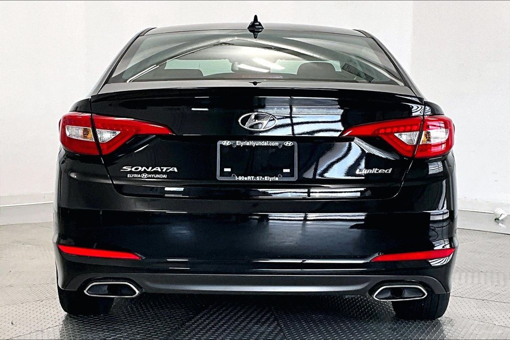 Used 2016 Hyundai Sonata Limited w/ Cargo Package FWD image 4