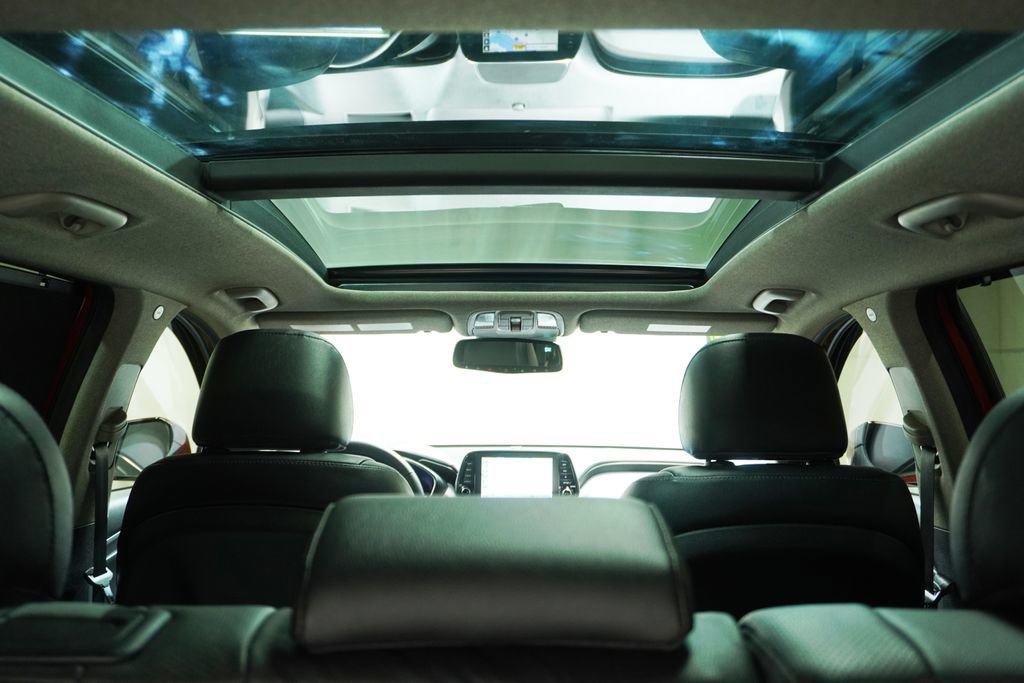 Used 2019 Hyundai Santa Fe AWD image 8