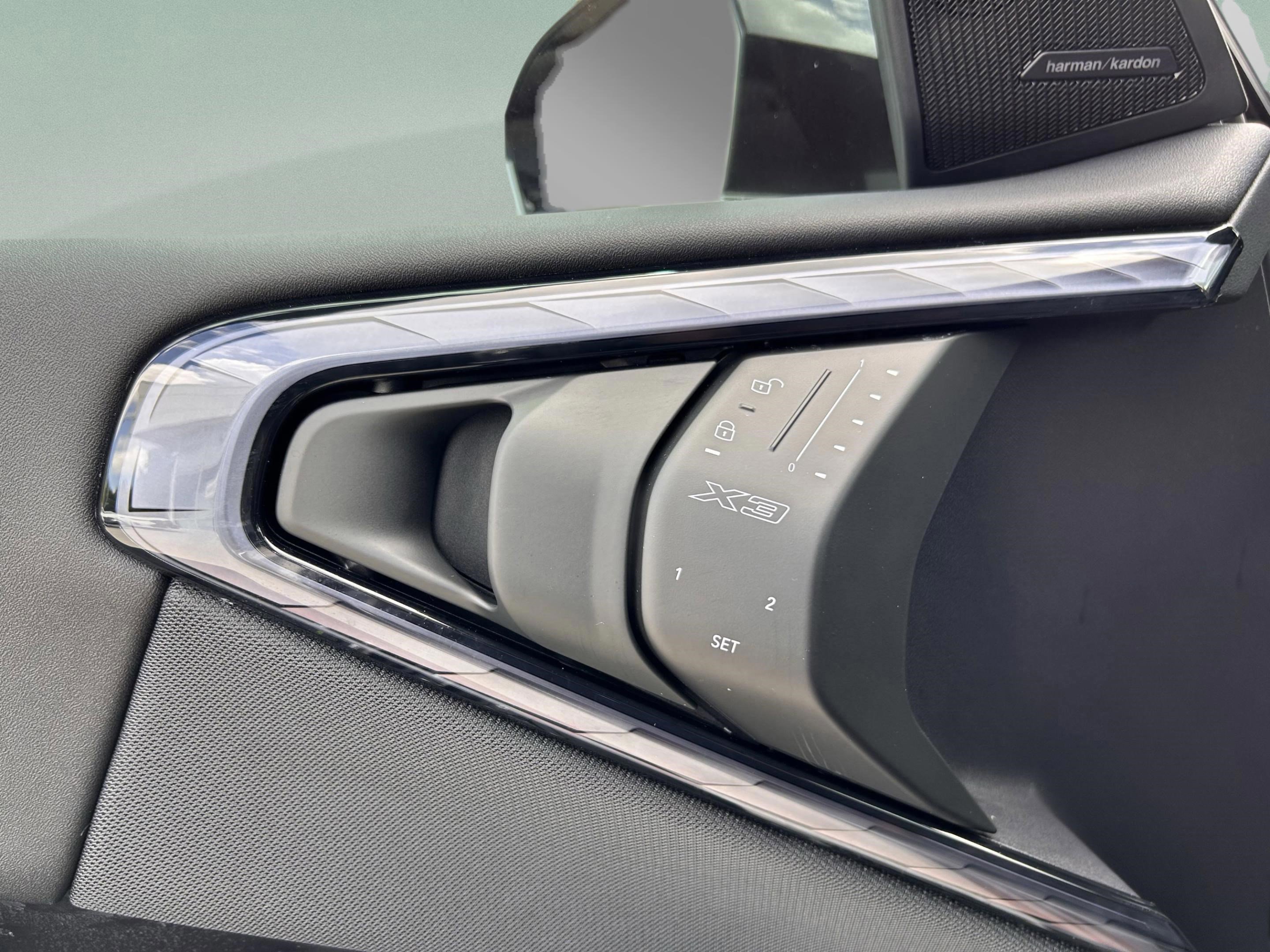 Used 2025 BMW X3 xDrive30i w/ Premium Package image 20