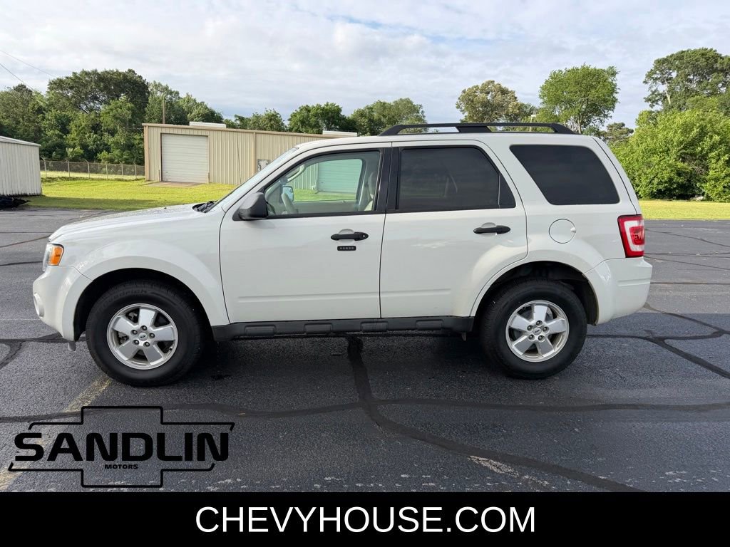 Used 2011 Ford Escape XLT FWD image 3