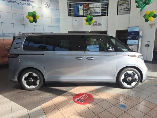 New 2025 Volkswagen ID. Buzz Pro S image 2