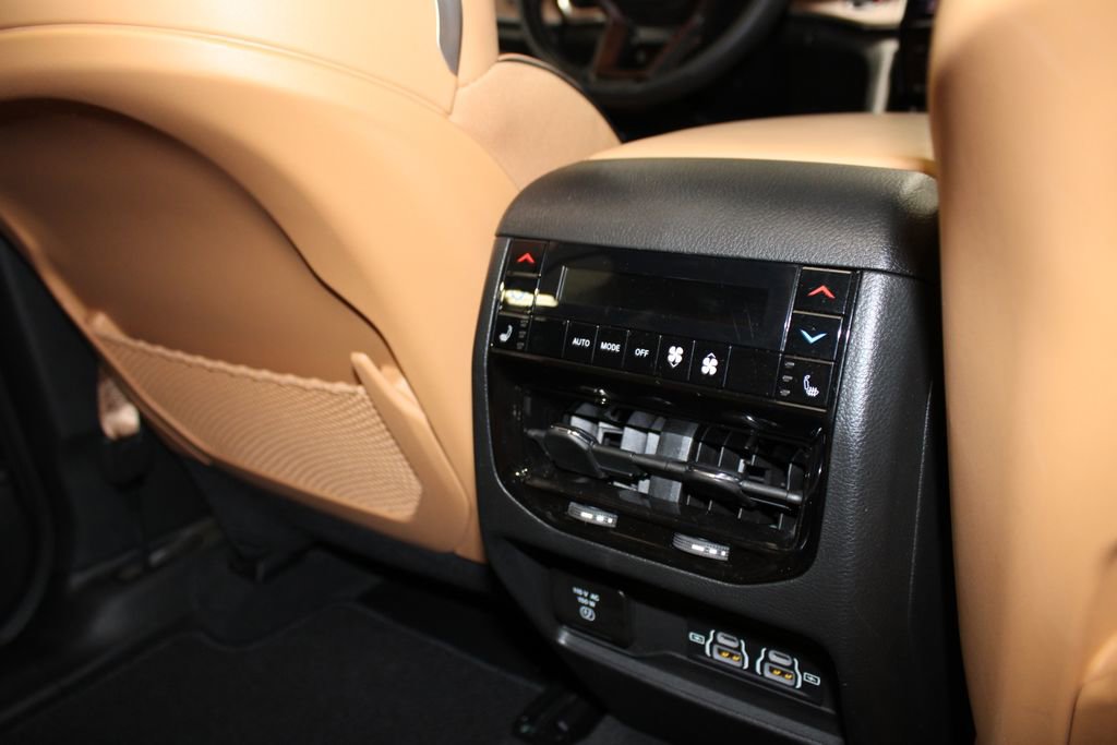 Used 2024 Jeep Grand Cherokee Summit image 28