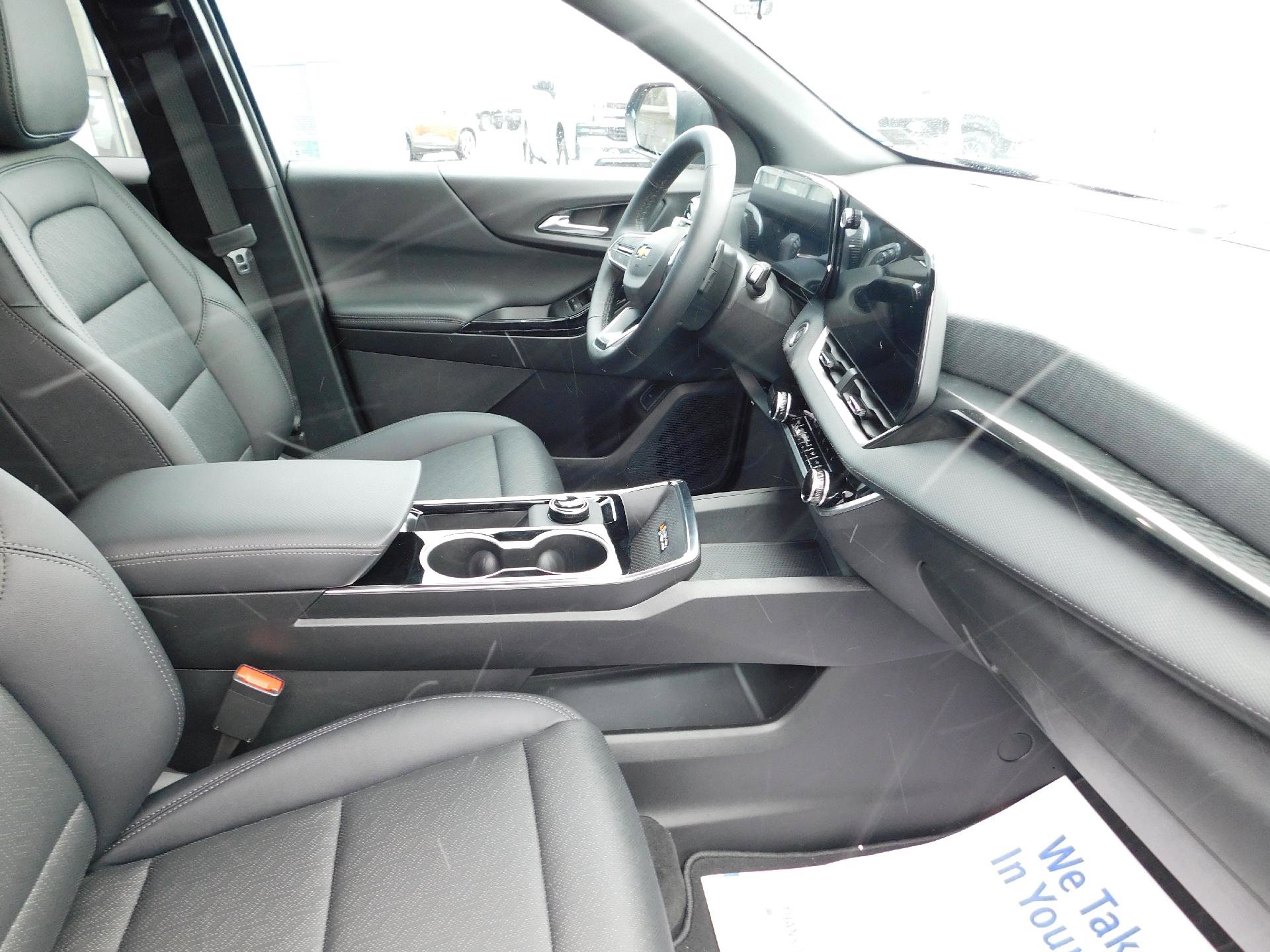 New 2026 Chevrolet Equinox LT w/ Convenience Package II image 19