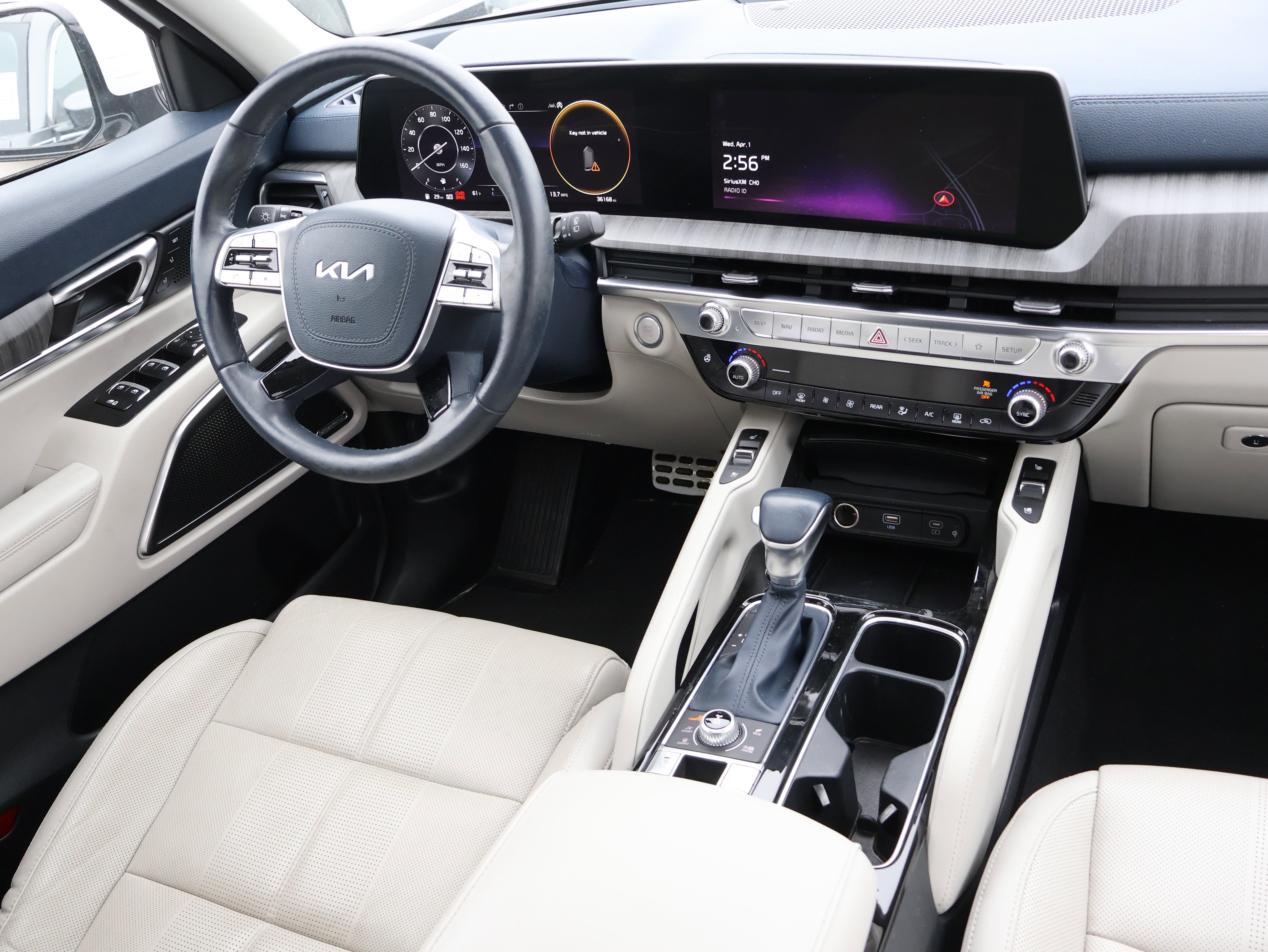 Used 2023 Kia Telluride SX image 15