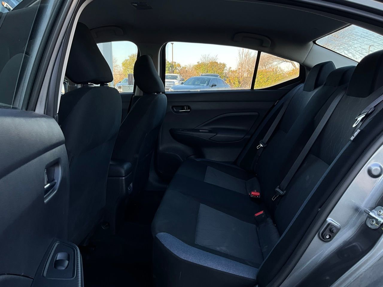 Used 2025 Nissan Versa SV image 11