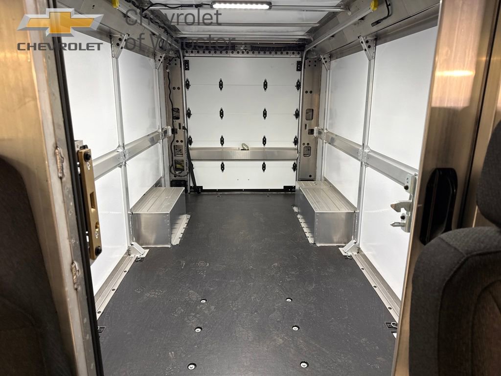 Used 2024 Chevrolet Brightdrop 600 w/ Commercial Equipment Package image 27