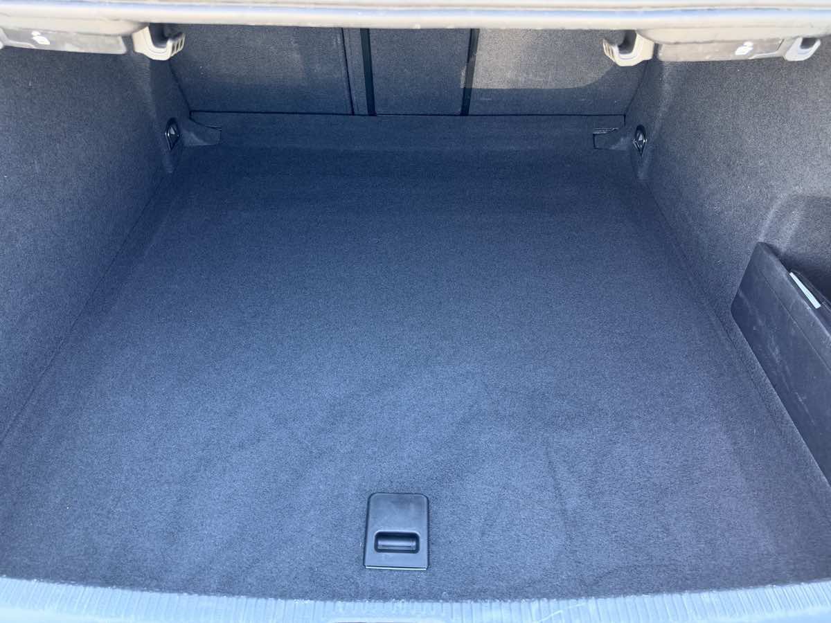Used 2013 Volkswagen CC Lux FWD image 14