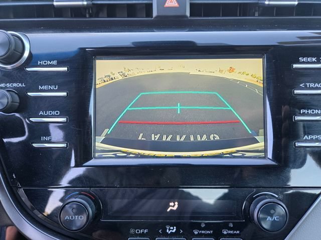 Certified 2018 Toyota Camry SE FWD image 14