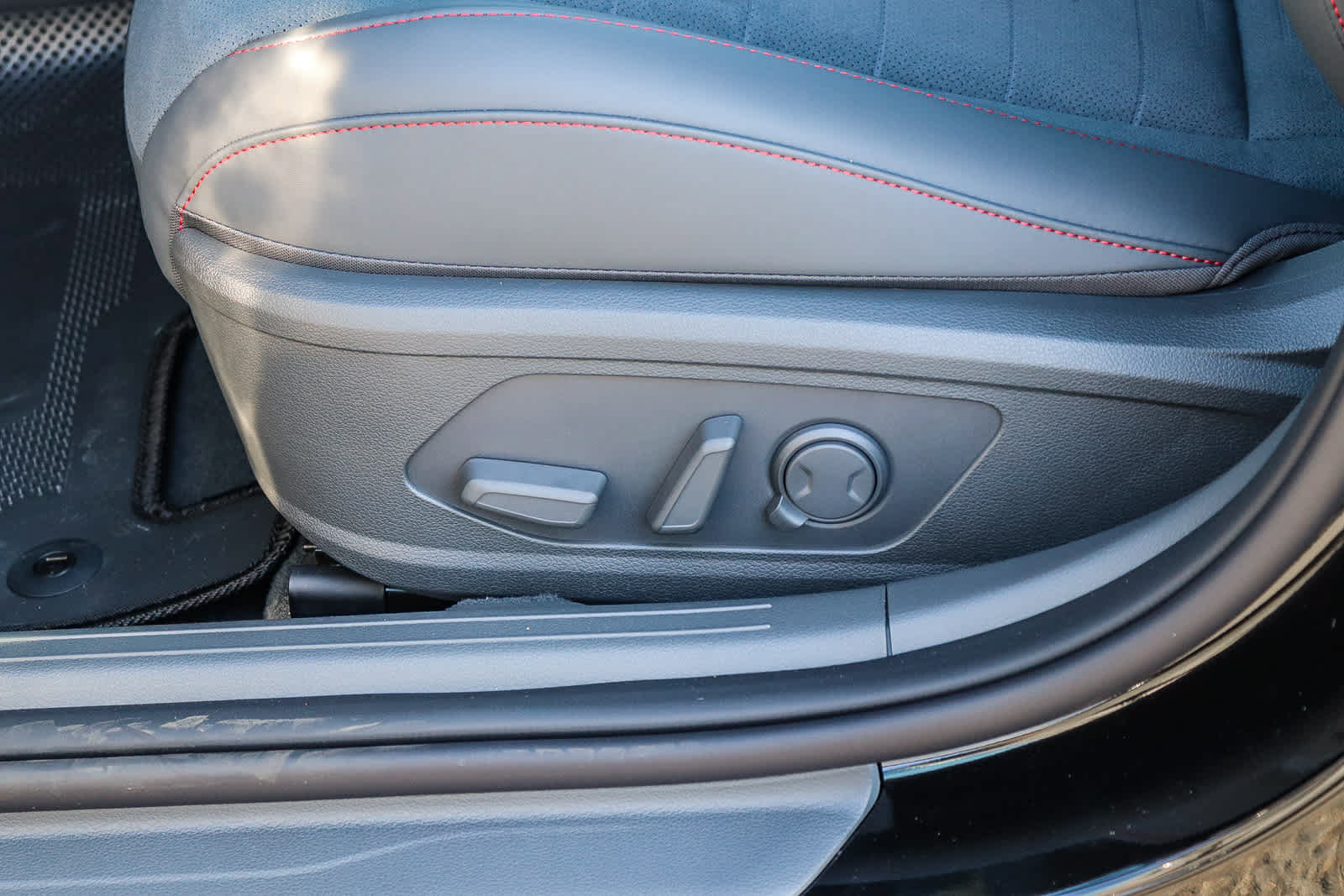 New 2026 Hyundai Sonata N Line FWD image 30