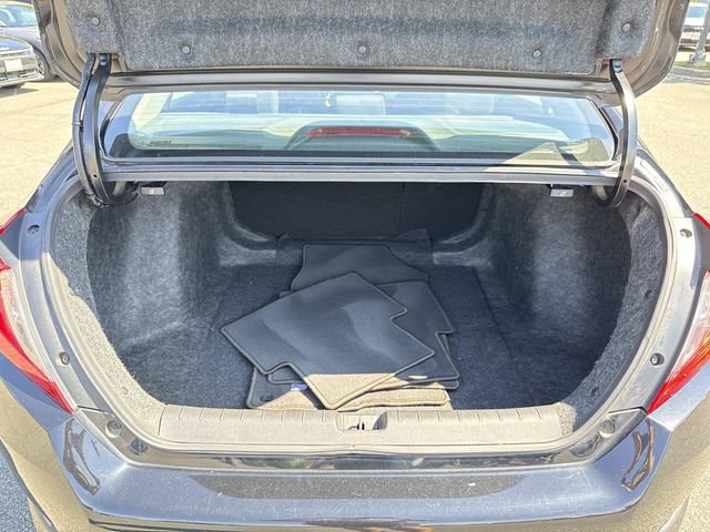 Used 2018 Honda Civic EX image 9