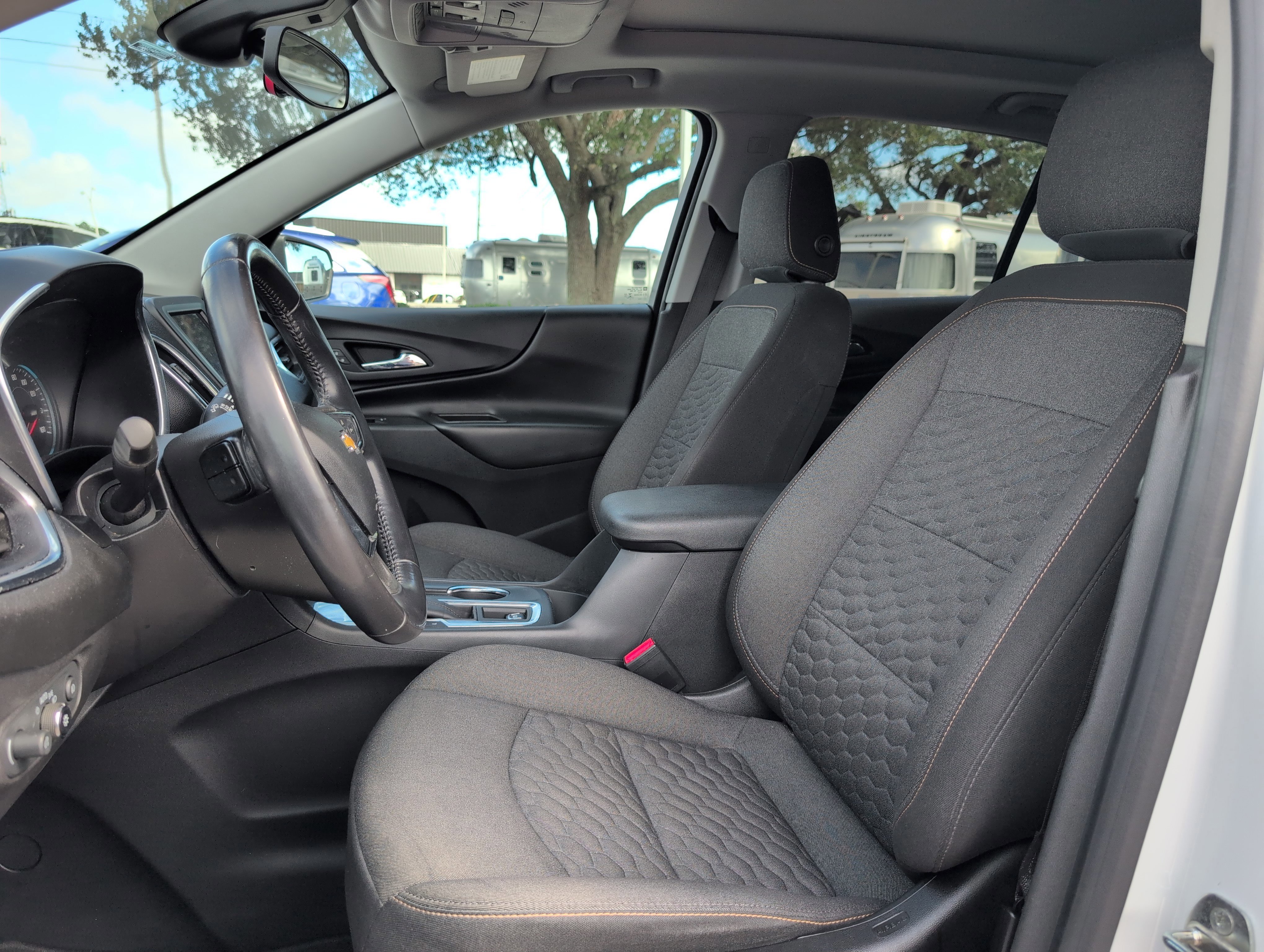 Used 2021 Chevrolet Equinox LT image 14