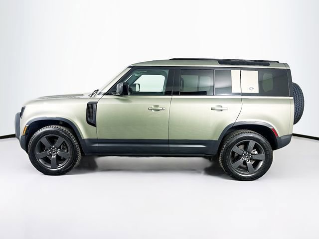 Used 2024 Land Rover Defender 110 S AWD/4WD image 8