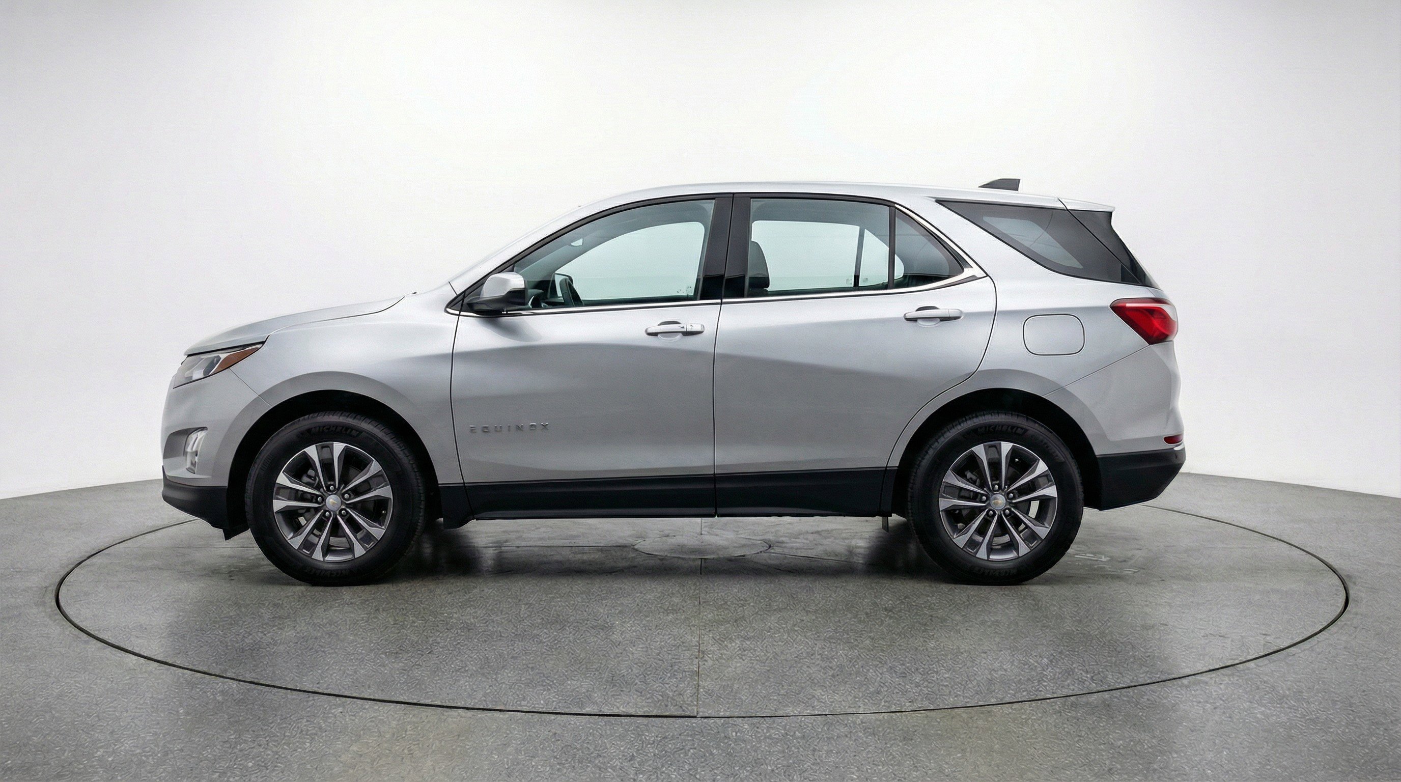 Used 2025 Chevrolet Equinox LT image 5