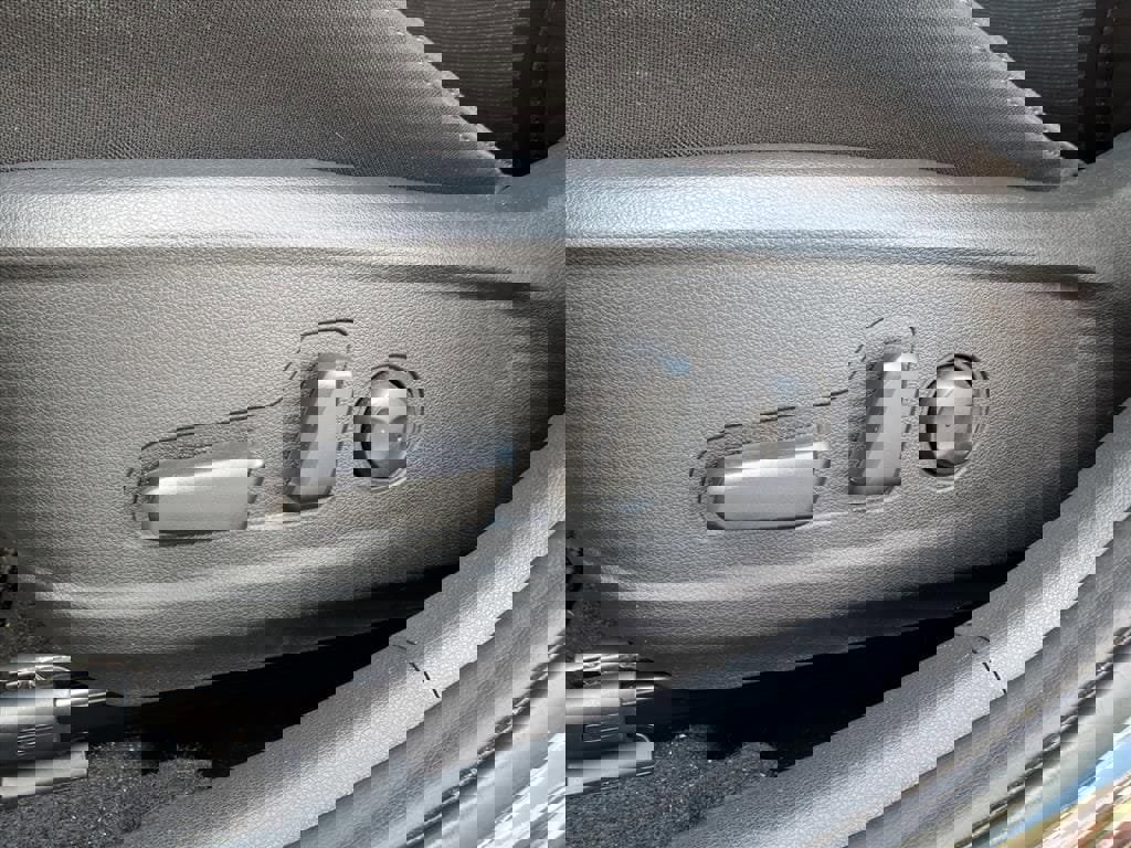 Used 2023 Hyundai Kona SEL image 4