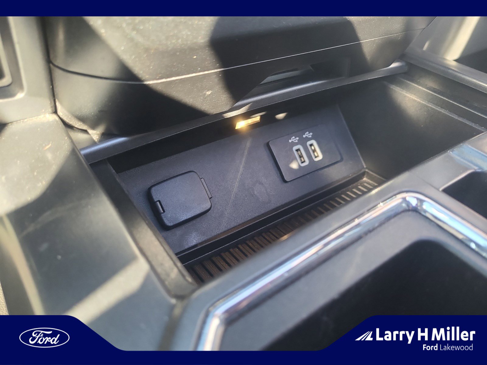 Used 2016 Ford F150 XLT w/ Equipment Group 302A Luxury image 27