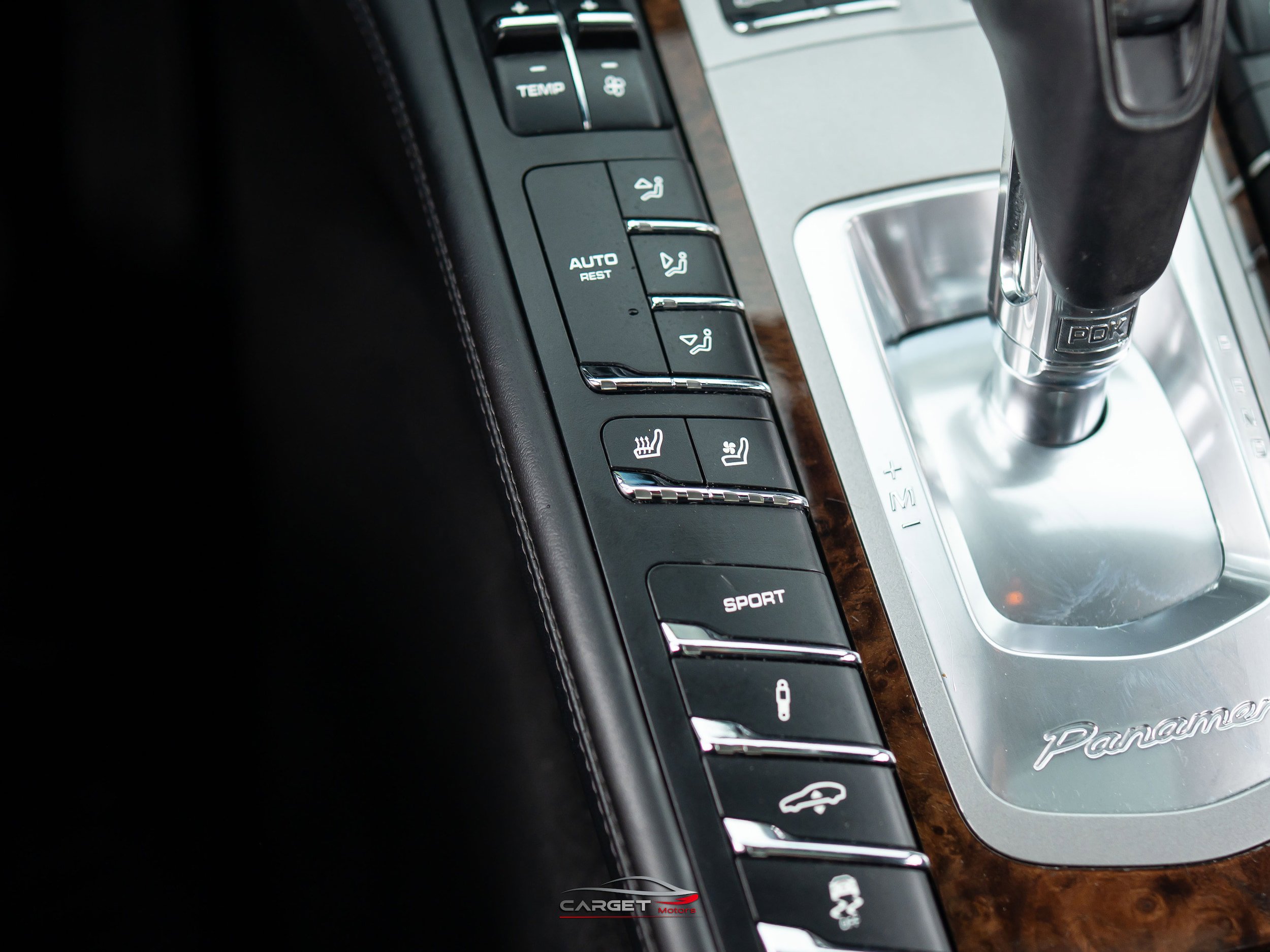 Used 2014 Porsche Panamera Turbo AWD/4WD image 33
