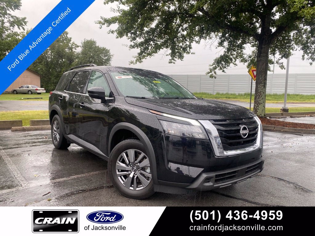 Used 2025 Nissan Pathfinder SV