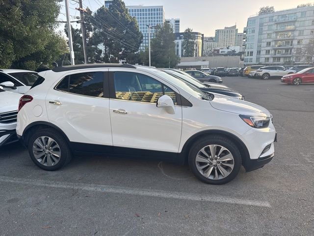 Used 2018 Buick Encore Preferred image 3