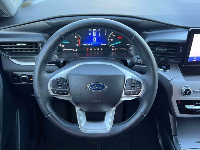 Used 2024 Ford Explorer XLT w/ Class IV Trailer Tow Package AWD/4WD image 16