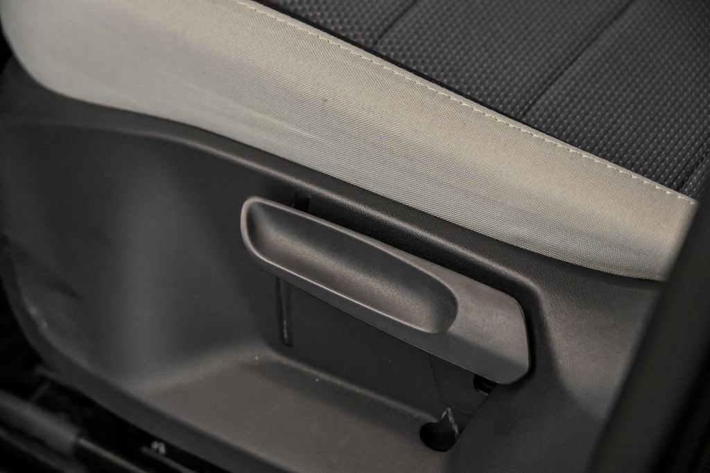 Used 2025 Volkswagen Taos S image 15