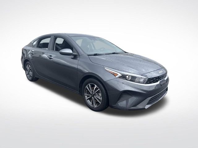 Used 2024 Kia Forte LXS image 8