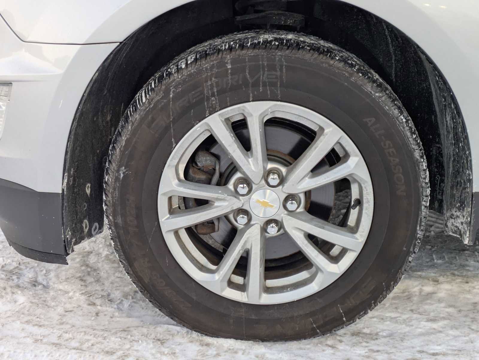 Used 2017 Chevrolet Equinox LT w/ Convenience Package image 13