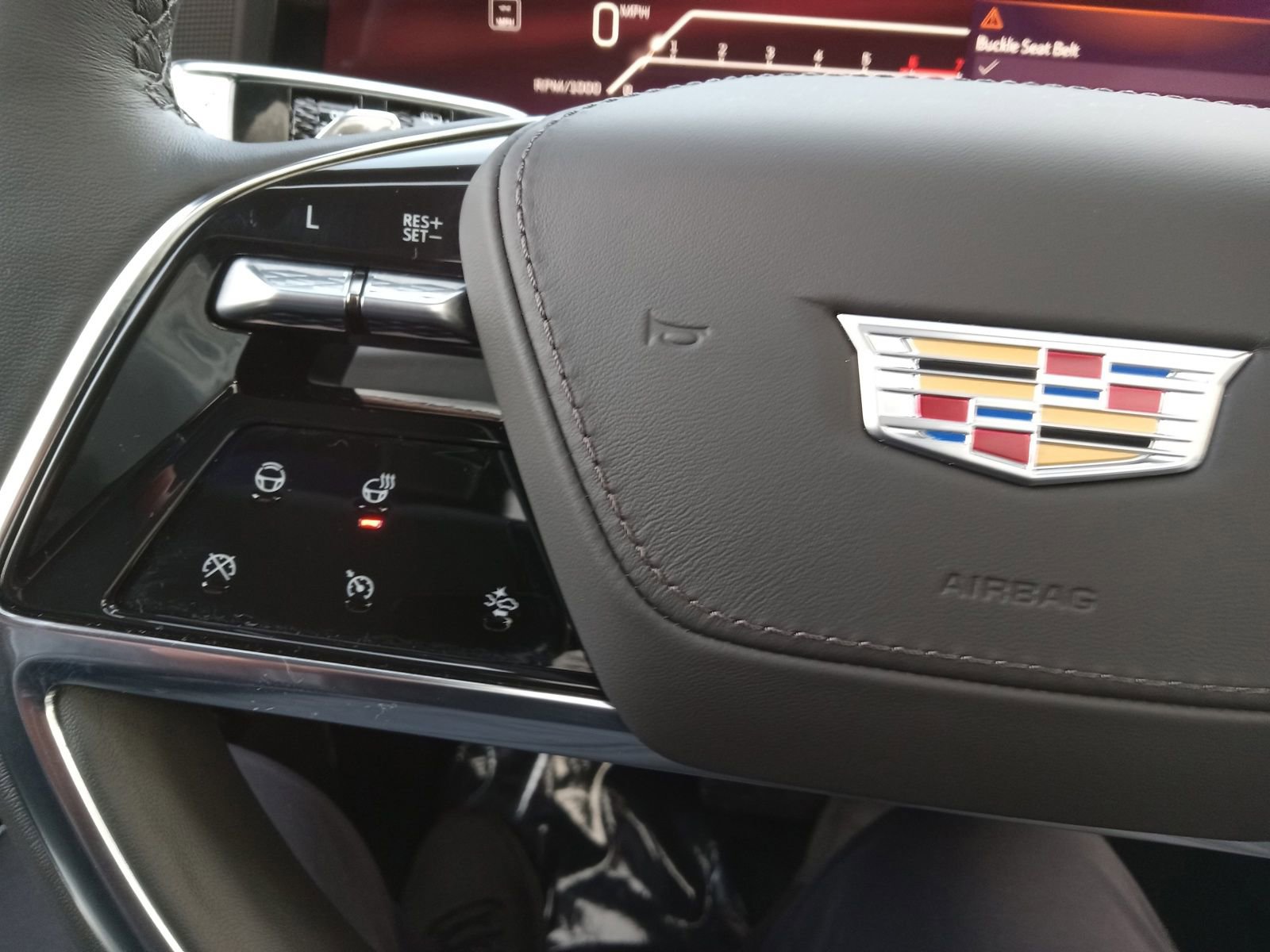 Used 2026 Cadillac Escalade Platinum Sport w/ LPO, ONYX Package image 22