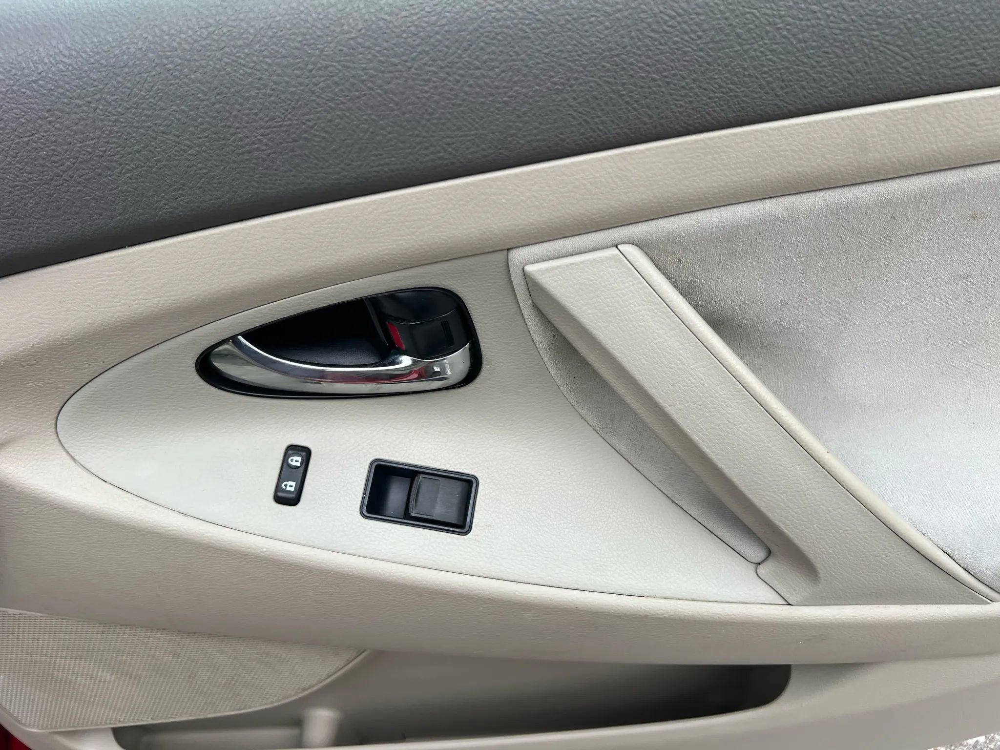 Used 2009 Toyota Camry LE image 24