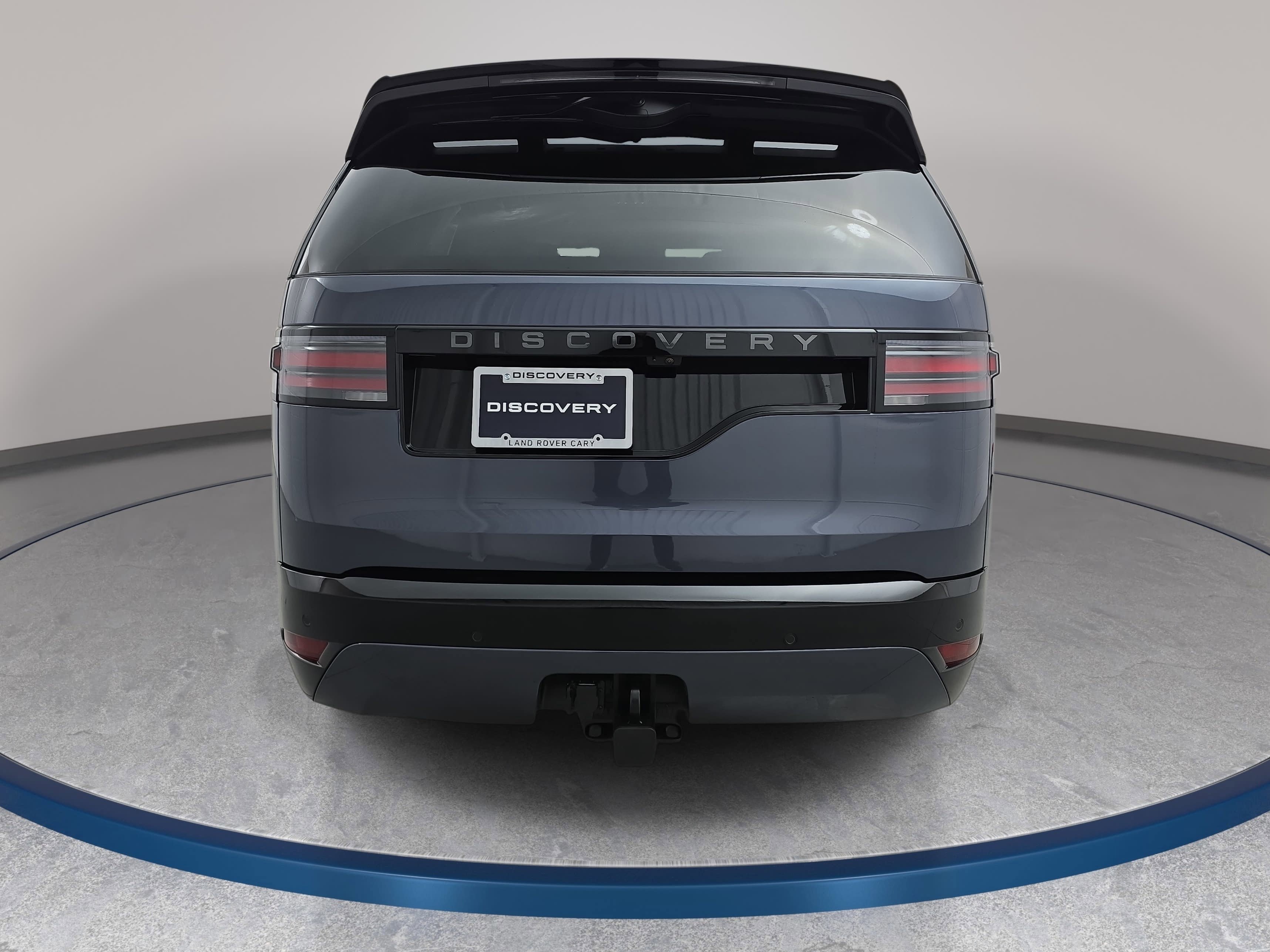 New 2026 Land Rover Discovery Dynamic SE image 6