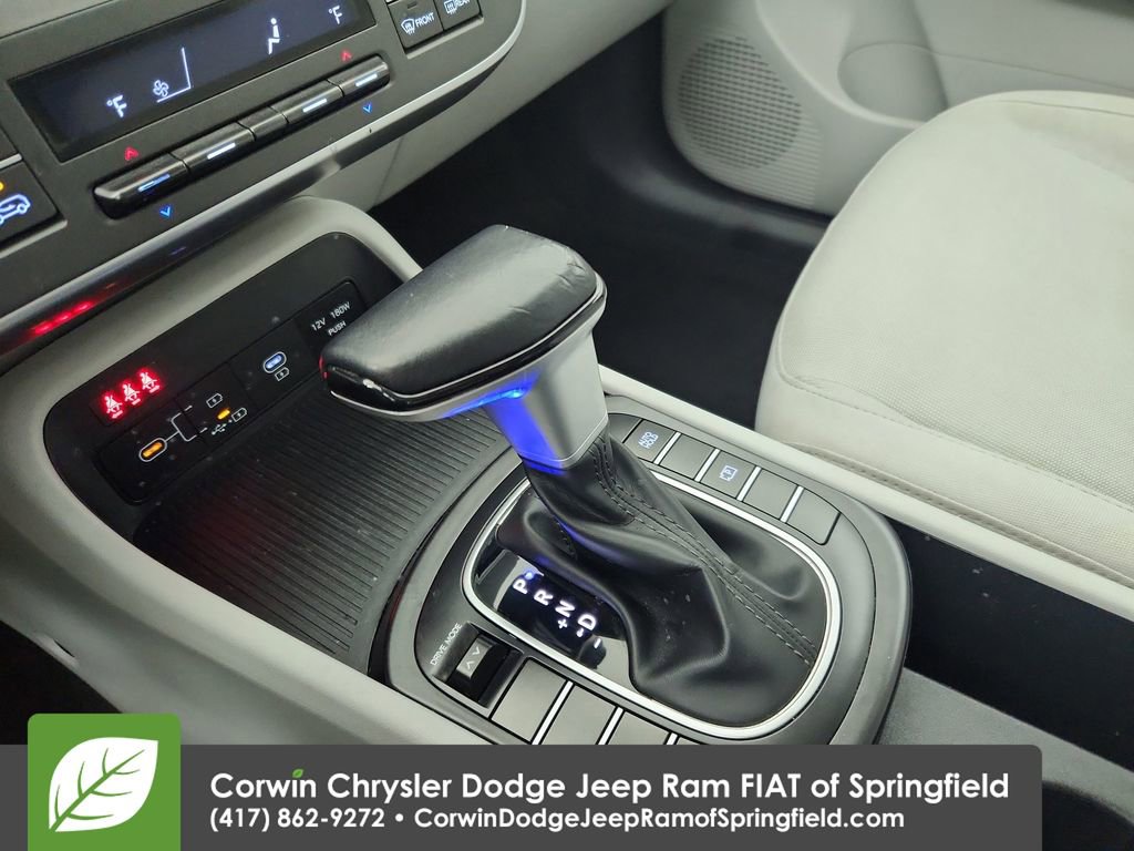 Used 2024 Hyundai Kona SEL image 20