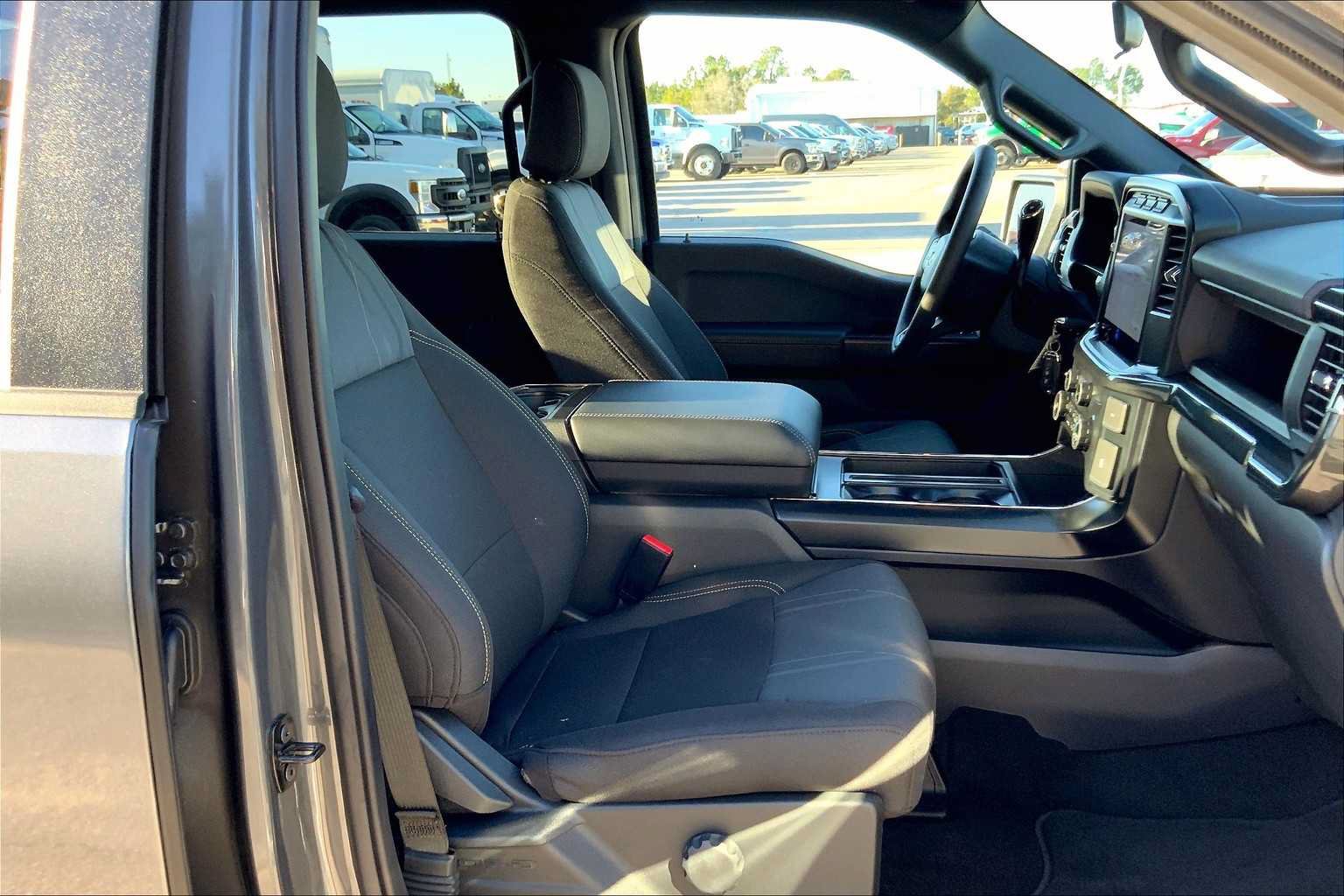 Used 2024 Ford F150 STX RWD image 9