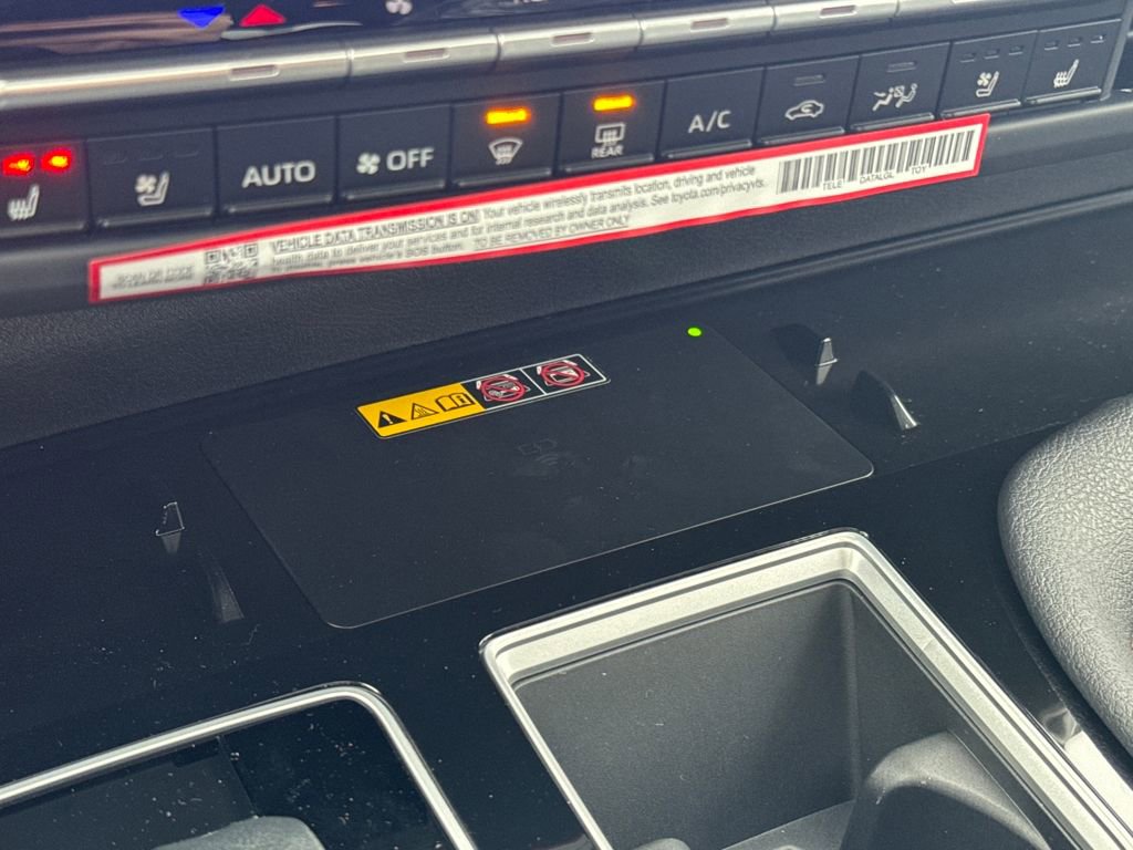 New 2026 Toyota Sienna Platinum image 24