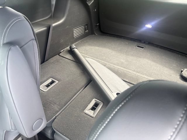 Used 2023 Buick Enclave Premium FWD image 9