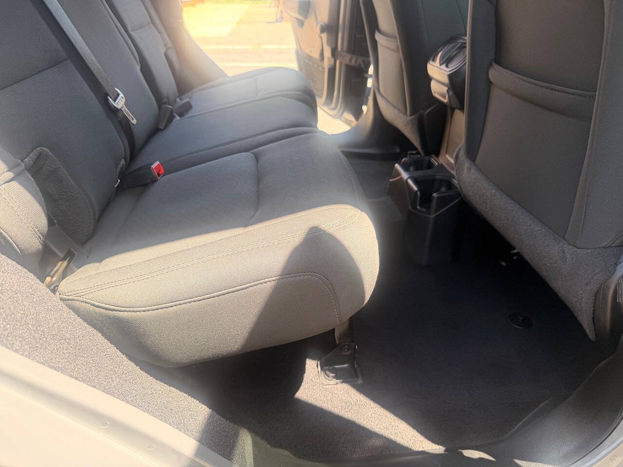 Used 2021 Jeep Wrangler Unlimited Sport AWD/4WD image 19