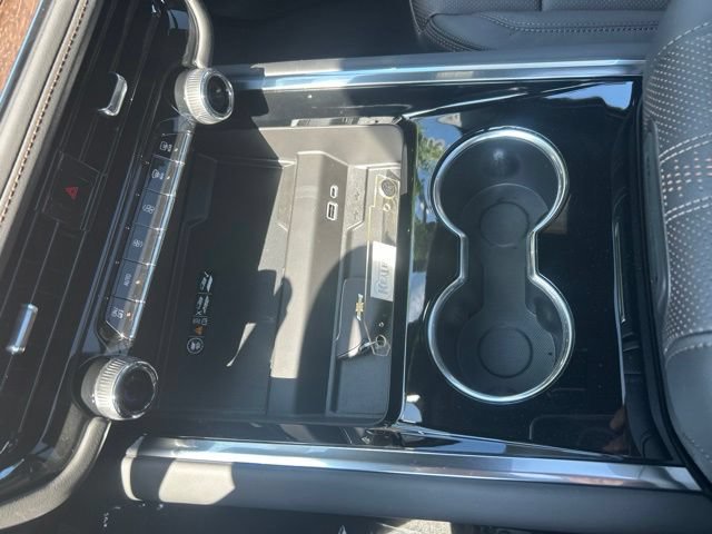 New 2026 Chevrolet Suburban High Country w/ Sun And Tow Package AWD/4WD image 34