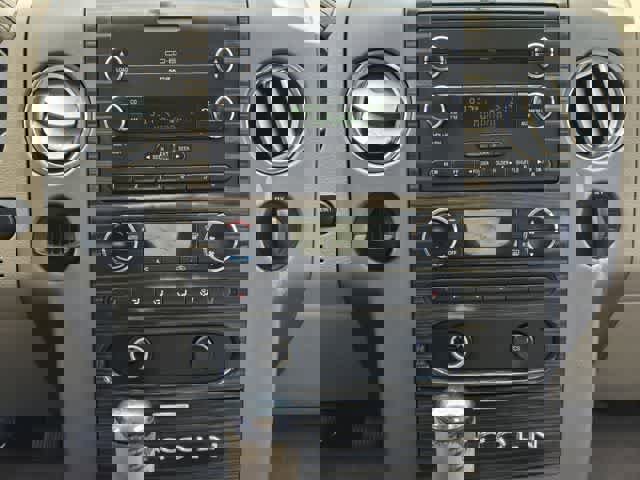 Used 2008 Lincoln Mark LT 2WD image 17