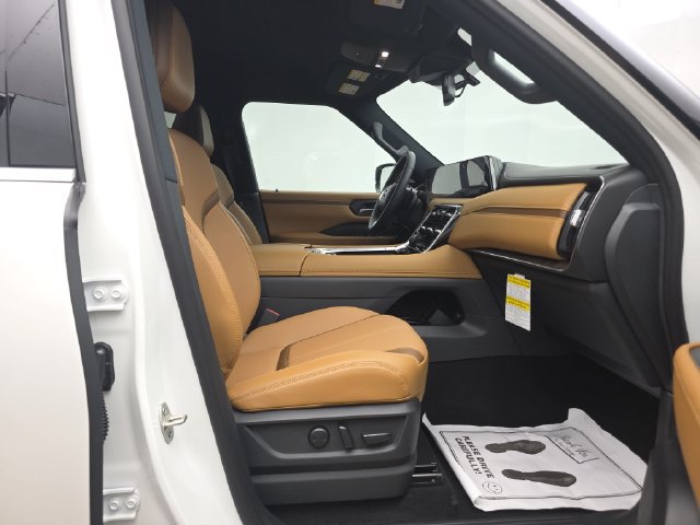 New 2026 Nissan Armada SL w/ Captain's Chari Seat Package AWD/4WD image 20