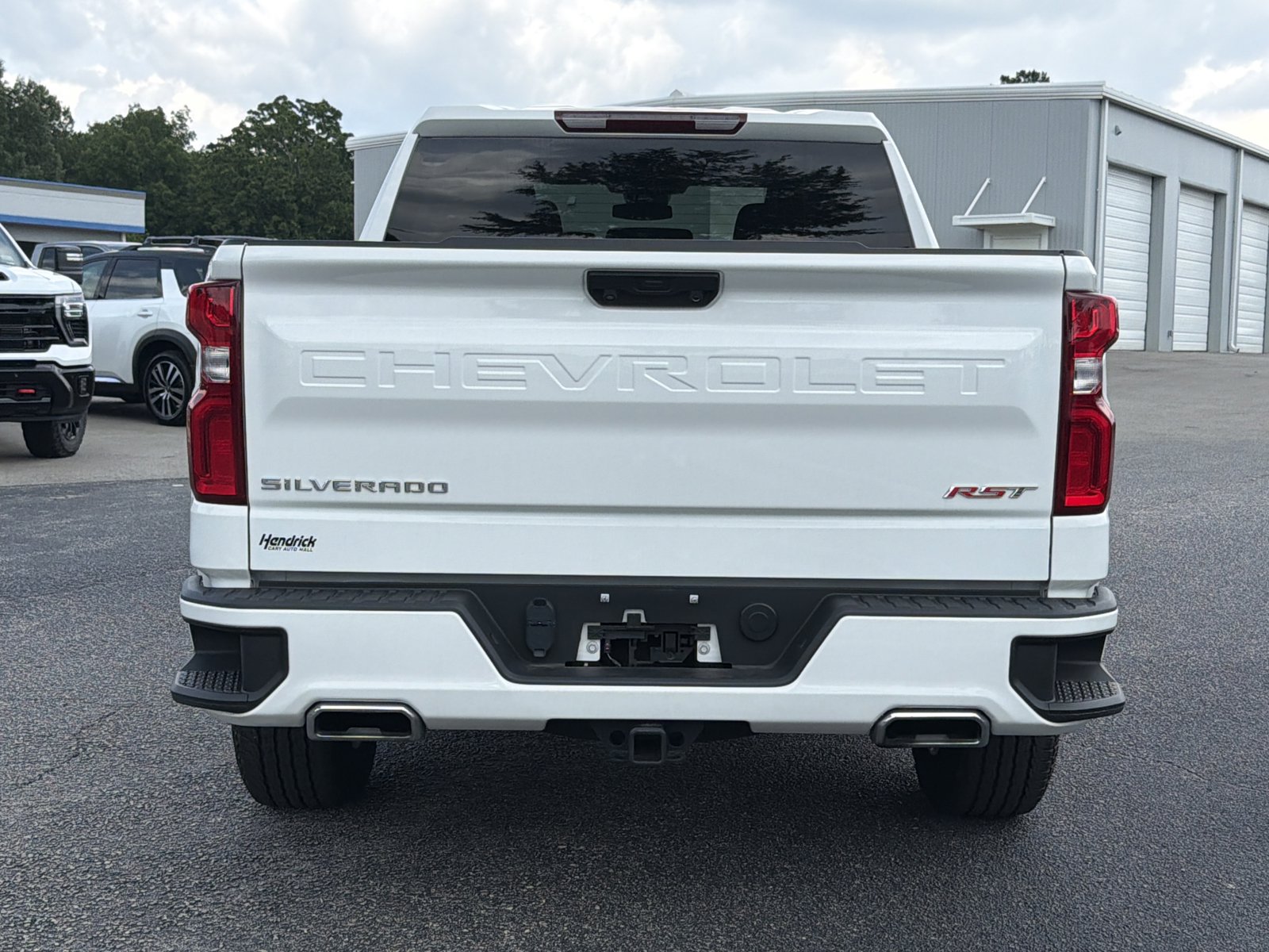 Used 2024 Chevrolet Silverado 1500 RST w/ Z71 Off-Road Package AWD/4WD image 11