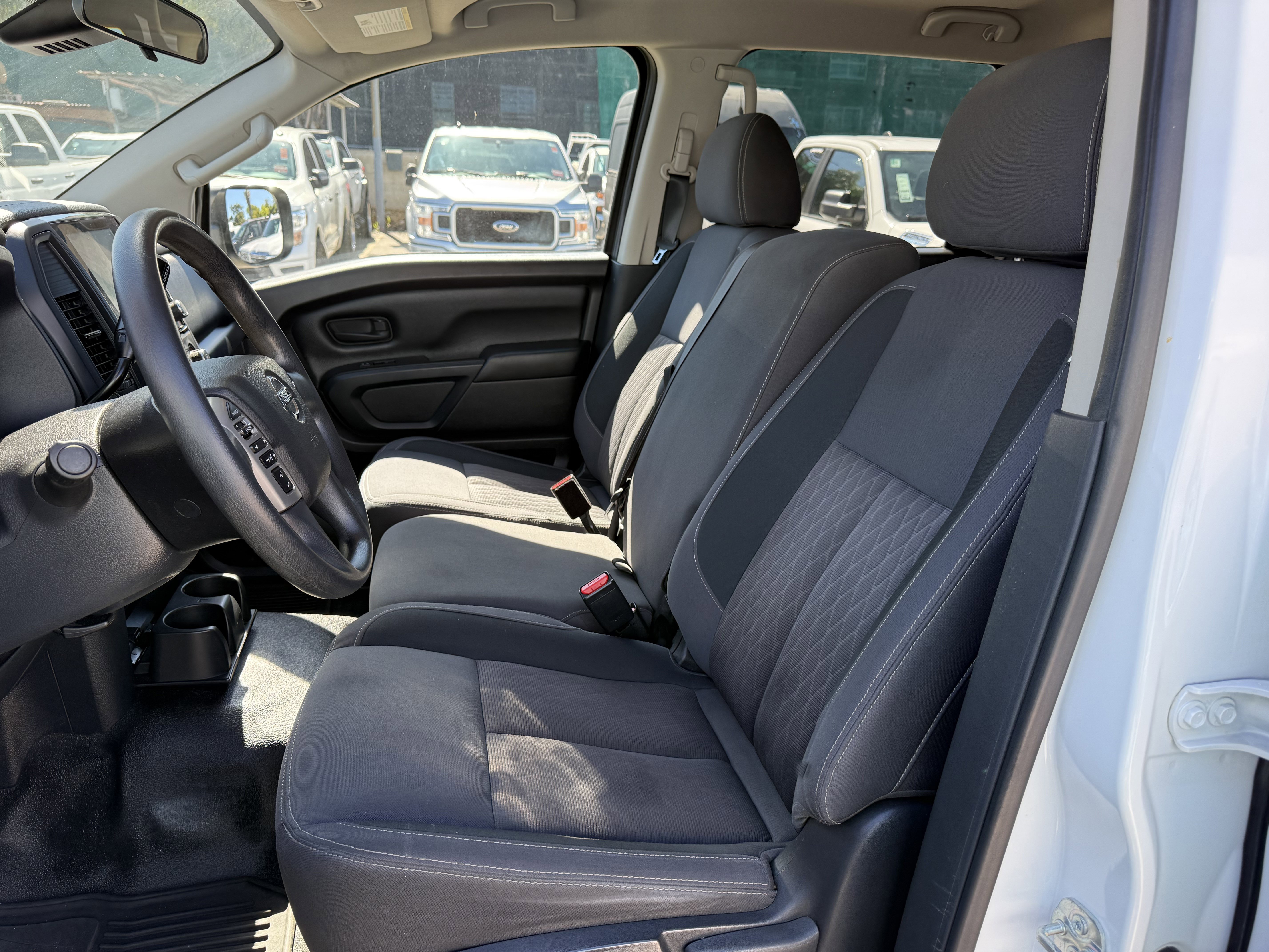 Used 2022 Nissan Titan S w/ S Utility Package image 14