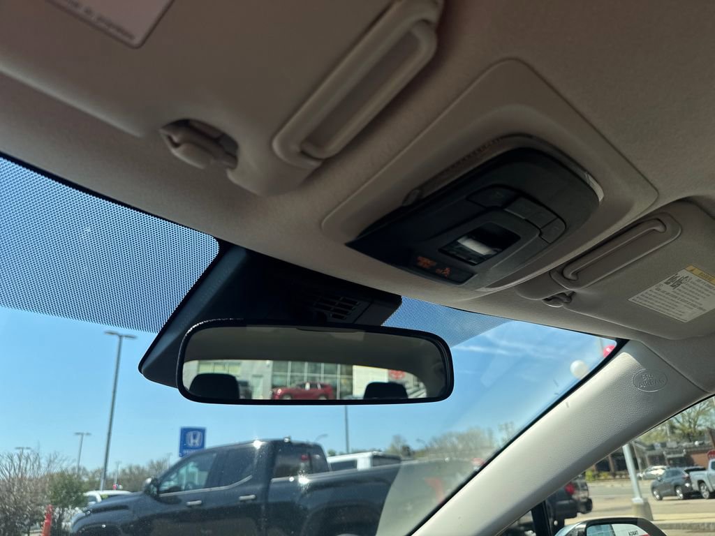 Used 2023 Toyota Corolla LE w/ Carpet Mat Package (TMS) FWD image 29