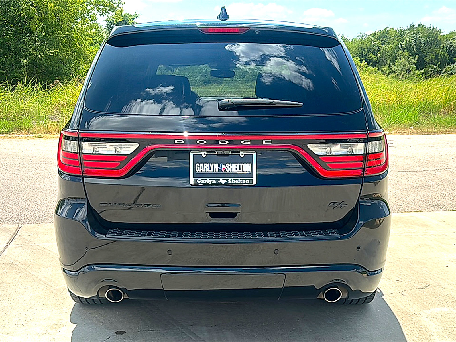 Used 2018 Dodge Durango R/T w/ Blacktop Package RWD image 7