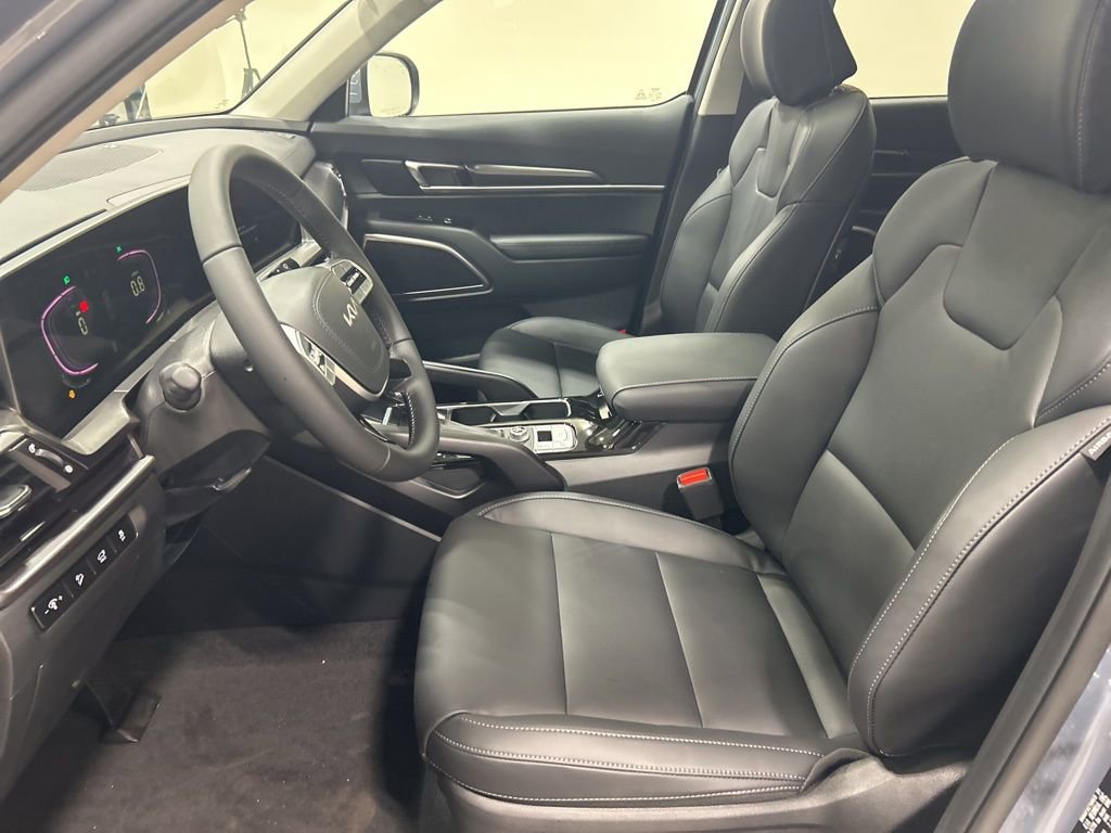 New 2025 Kia Telluride S image 9