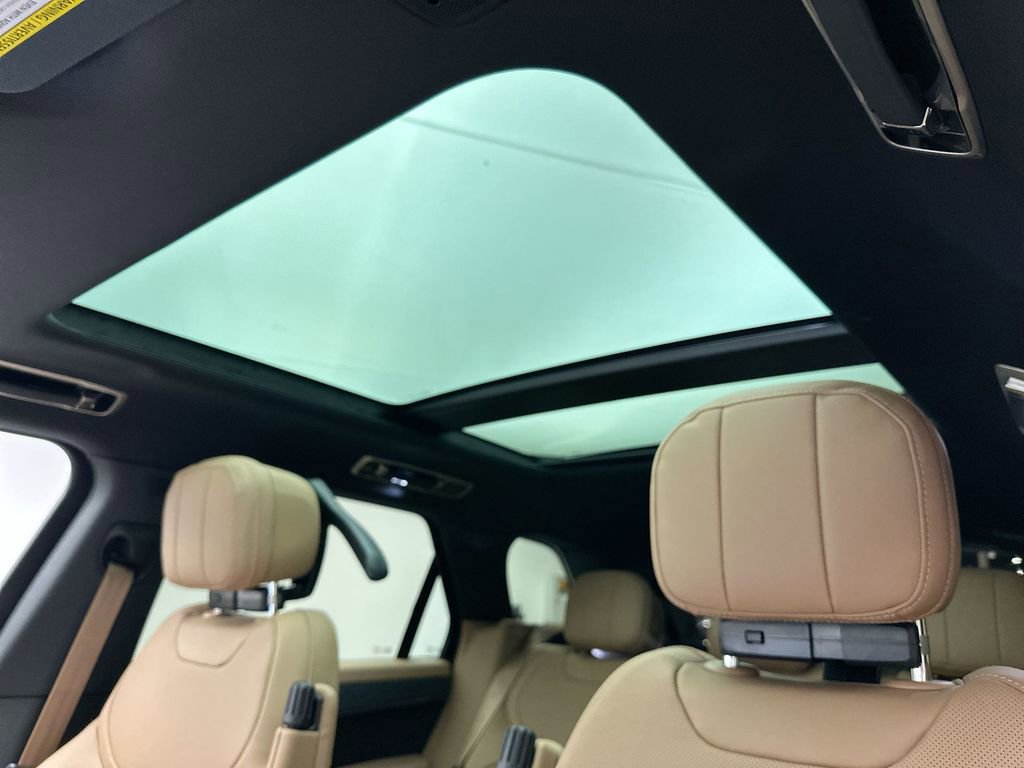 New 2025 Land Rover Range Rover Sport SE image 10